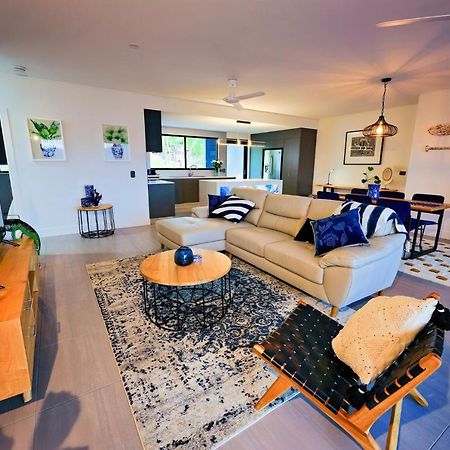 Valle Vista Luxury Apartments ケアンズ エクステリア 写真
