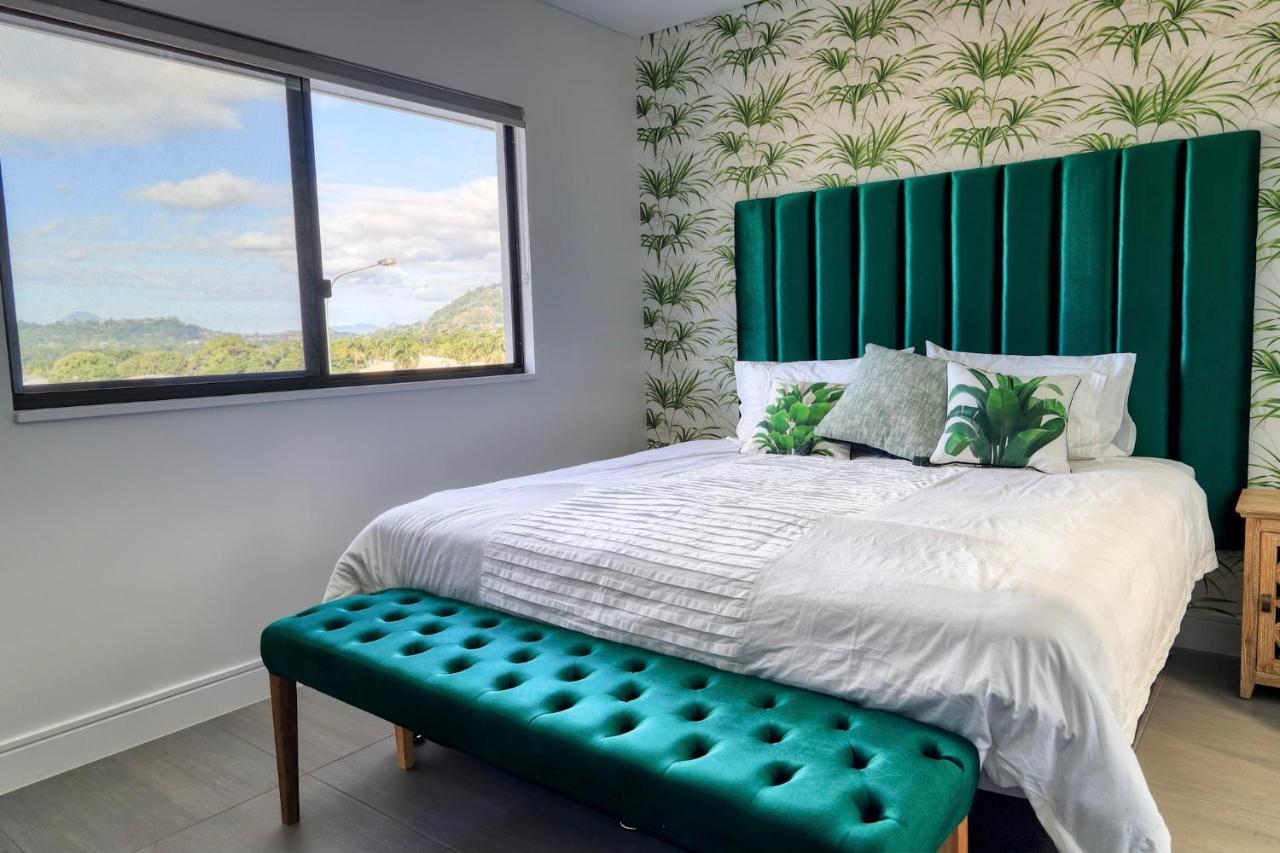 Valle Vista Luxury Apartments ケアンズ エクステリア 写真