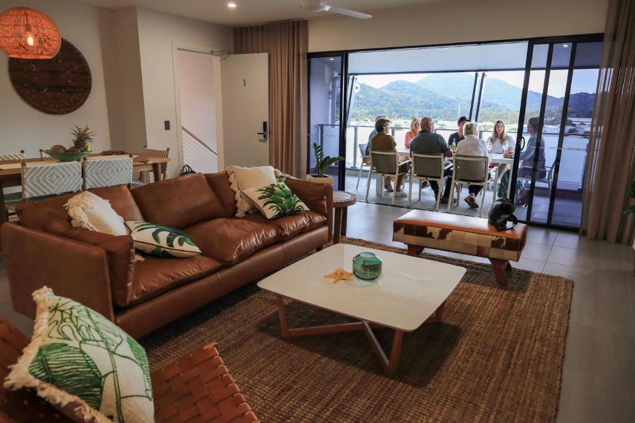 Valle Vista Luxury Apartments ケアンズ エクステリア 写真